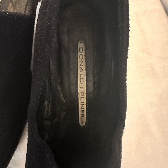 Donald J. Pliner Black Suede Slip on Loafer Women Size 6 - Picture 4 of 6